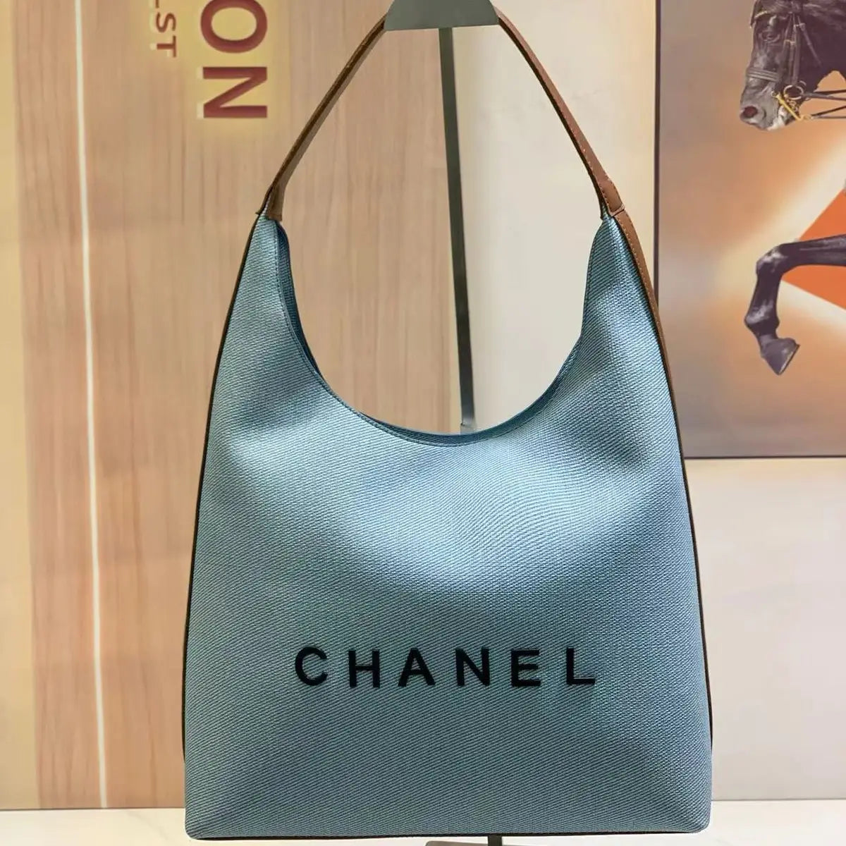 Chanel Large Tote Bag – Iconic Luxury Shopper