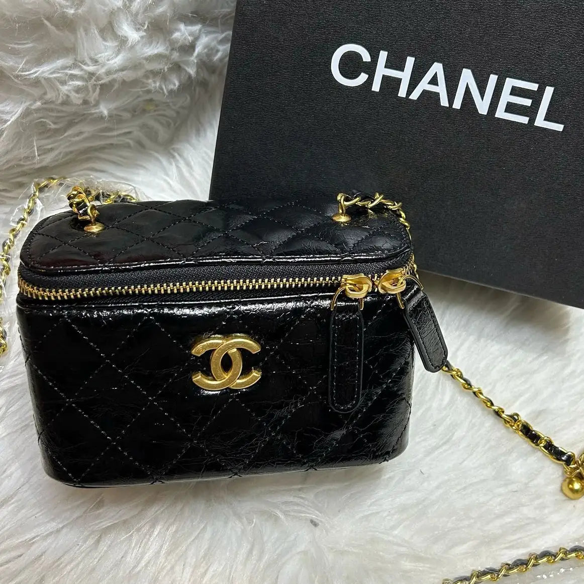 Chanel Mini Vanity Case – Iconic Compact Luxury Bag