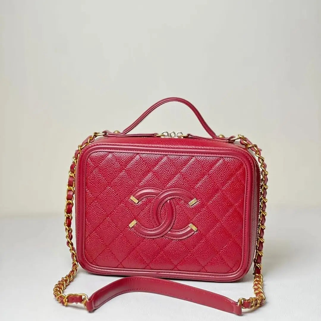 Chanel Small CC Filigree Vanity Case – Quilted Luxury