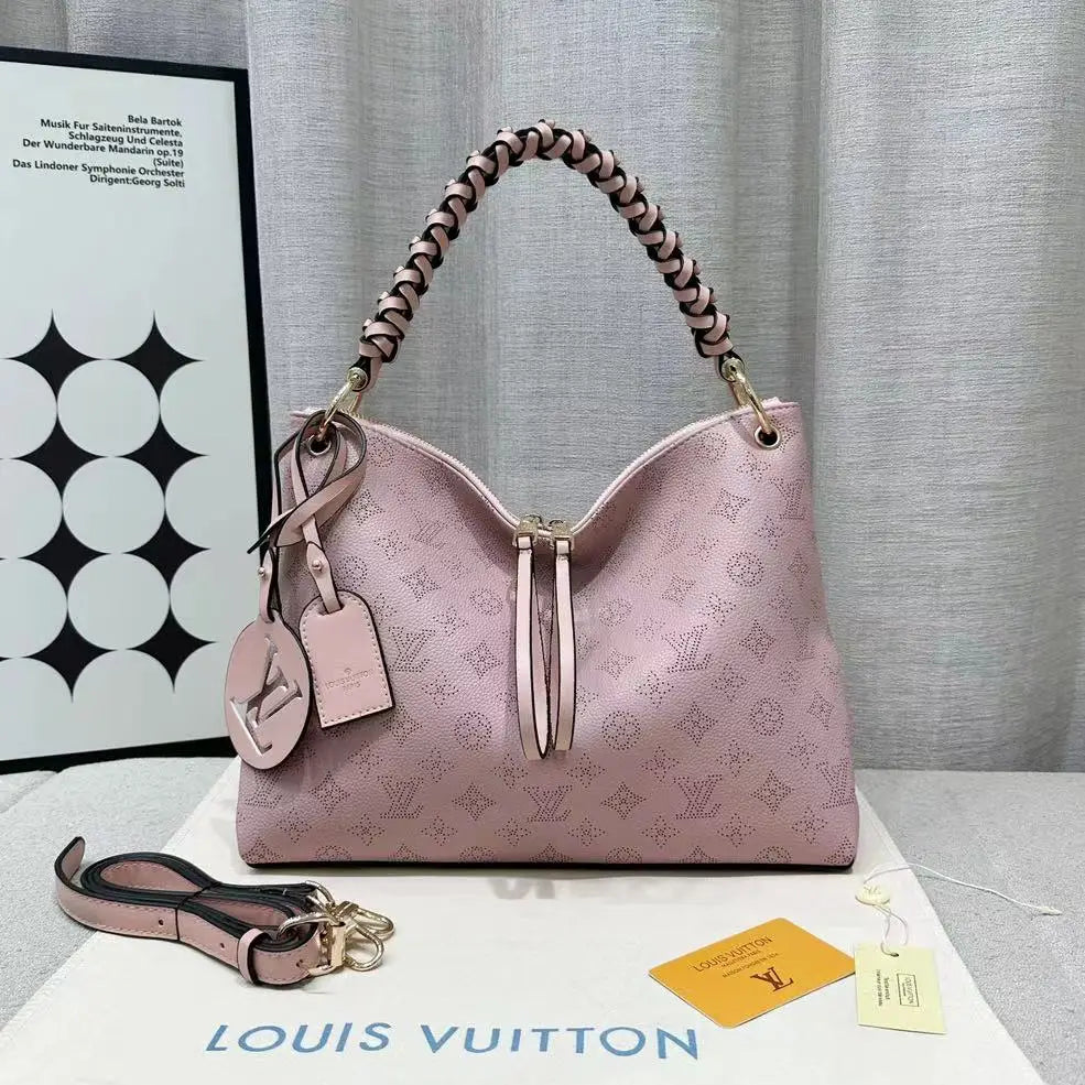 Louis Vuitton Beaubourg Hobo MM in Mahina Leather – Monogram Handbag