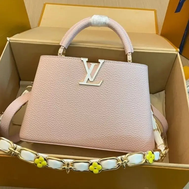 Louis Vuitton Capucines MM Women's Handbags