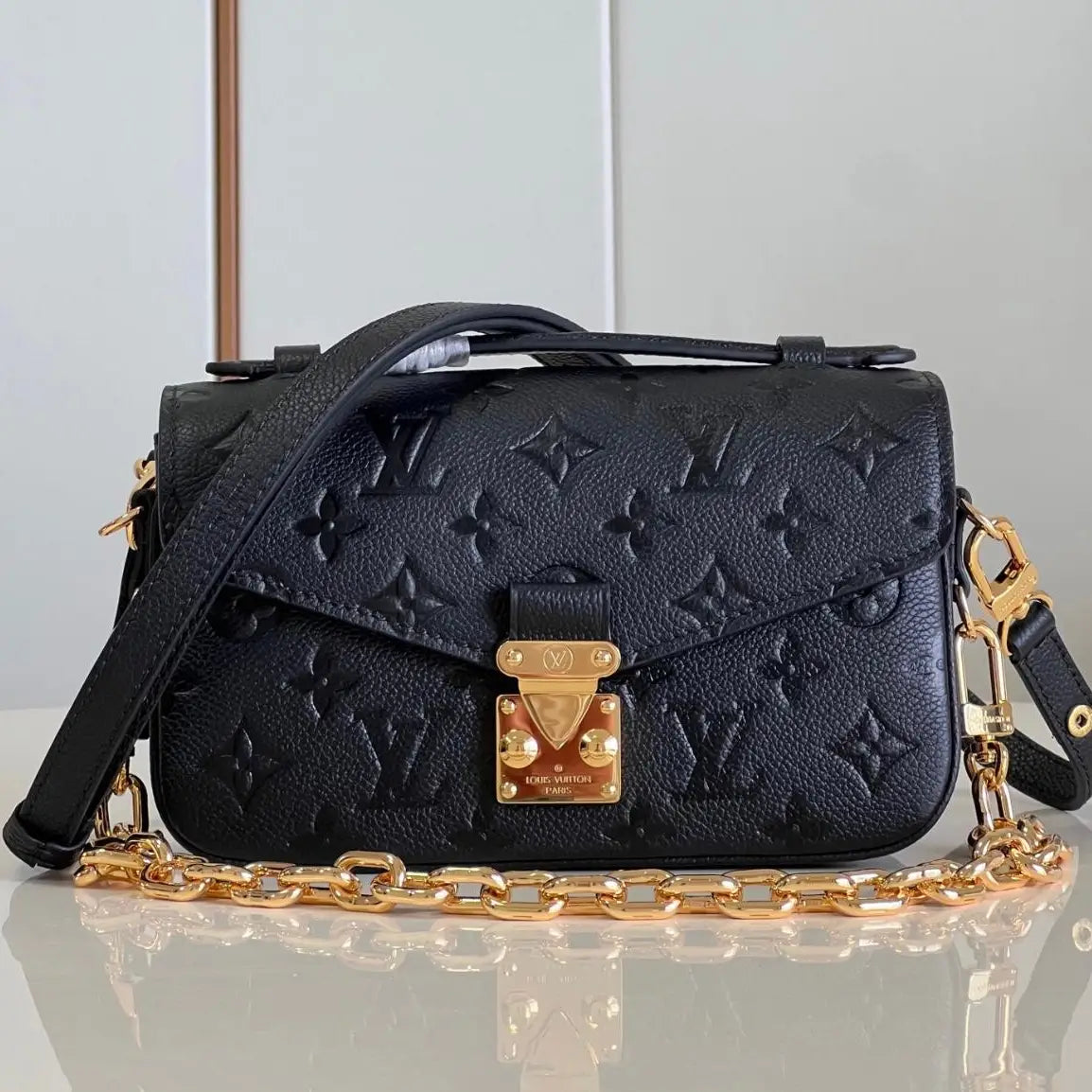 Louis Vuitton Pochette Métis East West Handbags